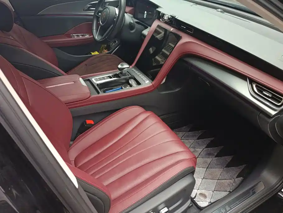 Hongqi Hongqi H5 — миниатюра 8
