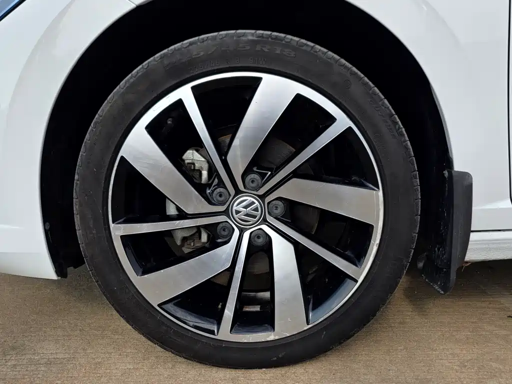 Volkswagen Sagitar — миниатюра 10