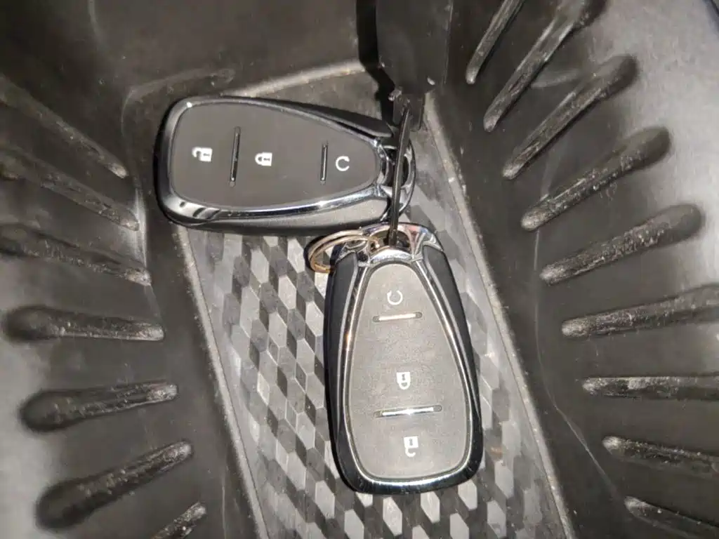 Chevrolet Menlo — миниатюра 9