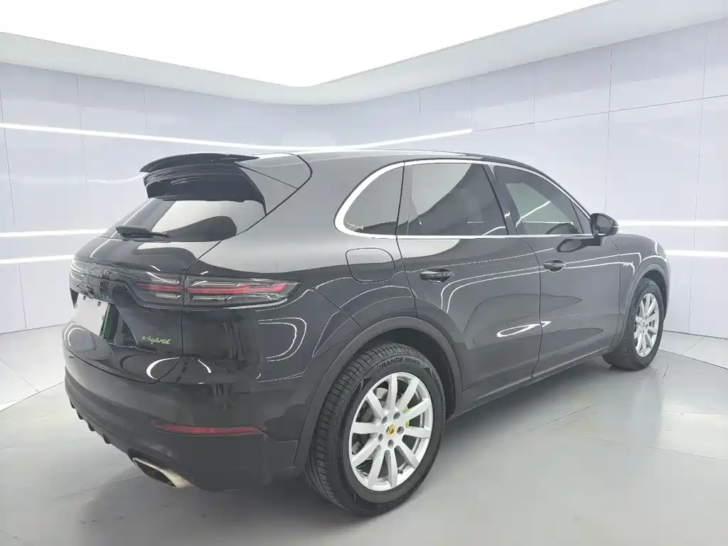 PORSCHE CAYENNE NEW ENERGY