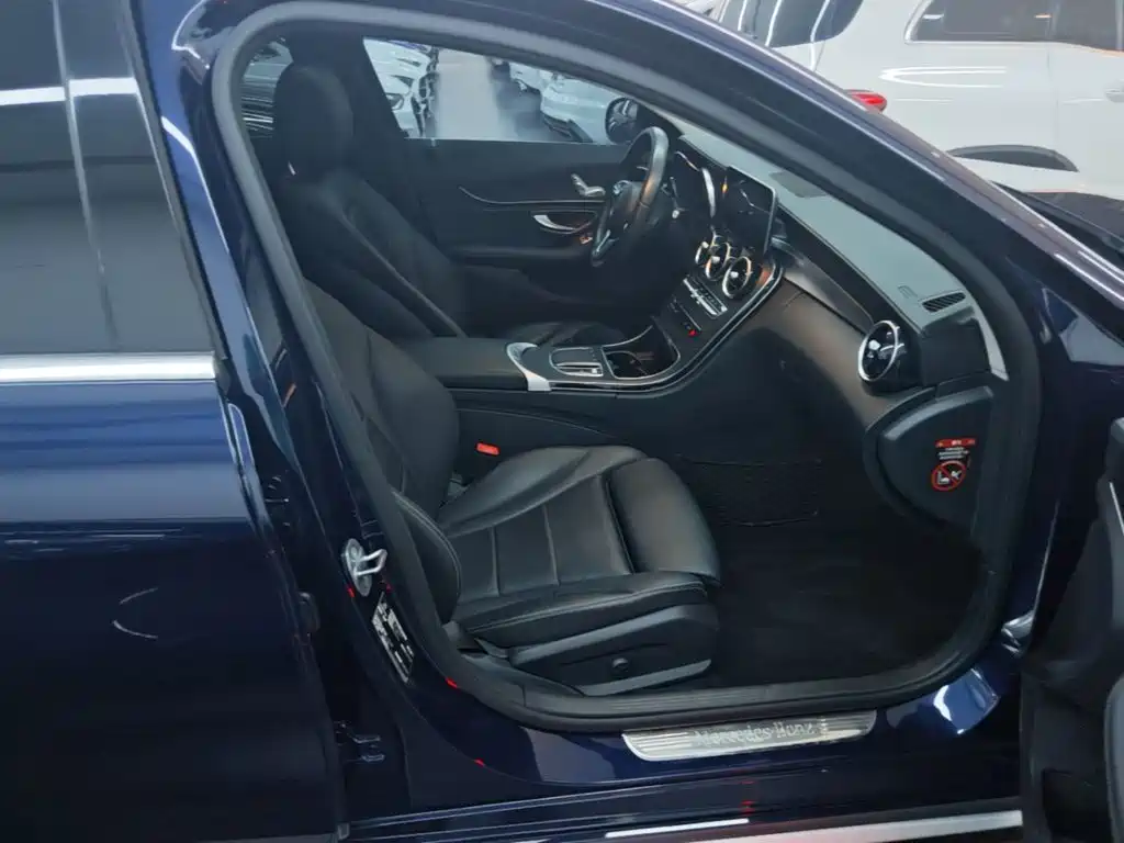 Mercedes-Benz C-Class — миниатюра 25