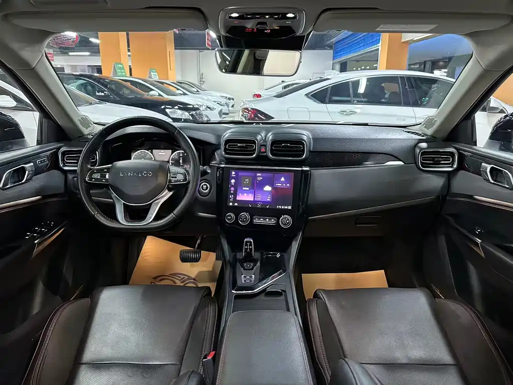 Lynk & Co 02 — миниатюра 4