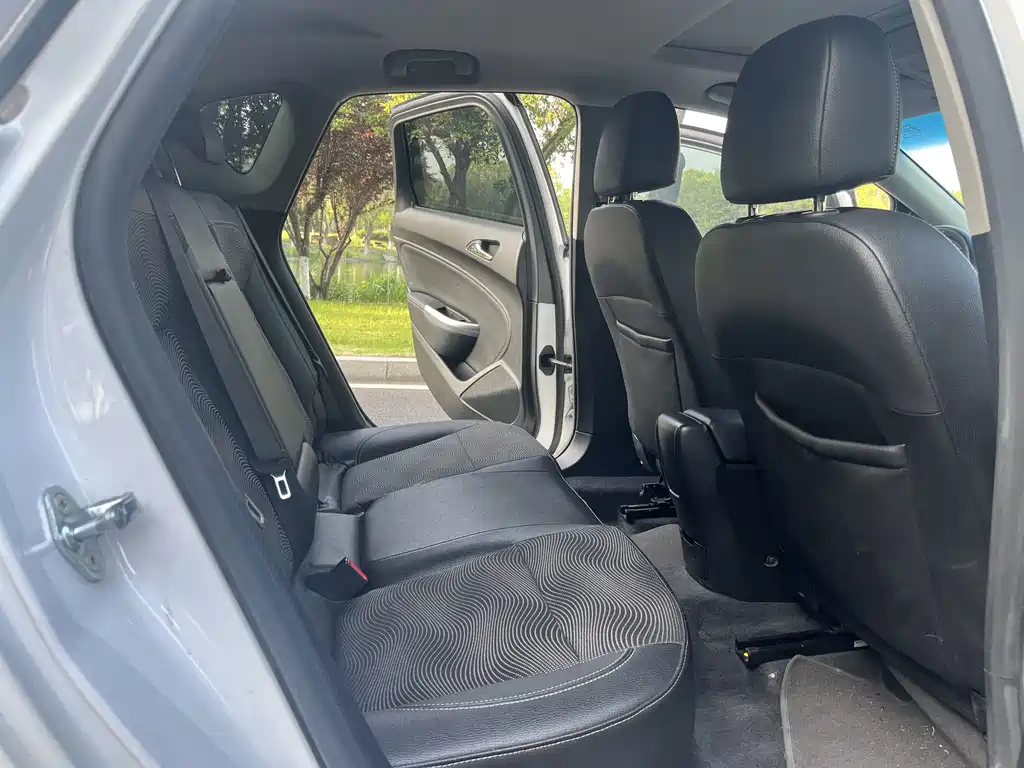 Buick Excelle — миниатюра 14