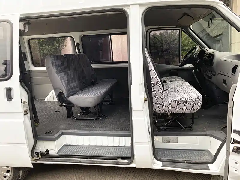 Ford Transit Classic — миниатюра 11