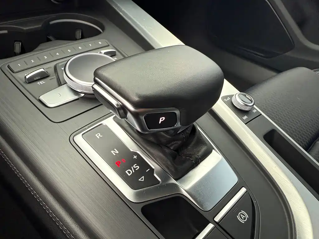 Audi A4L — миниатюра 13