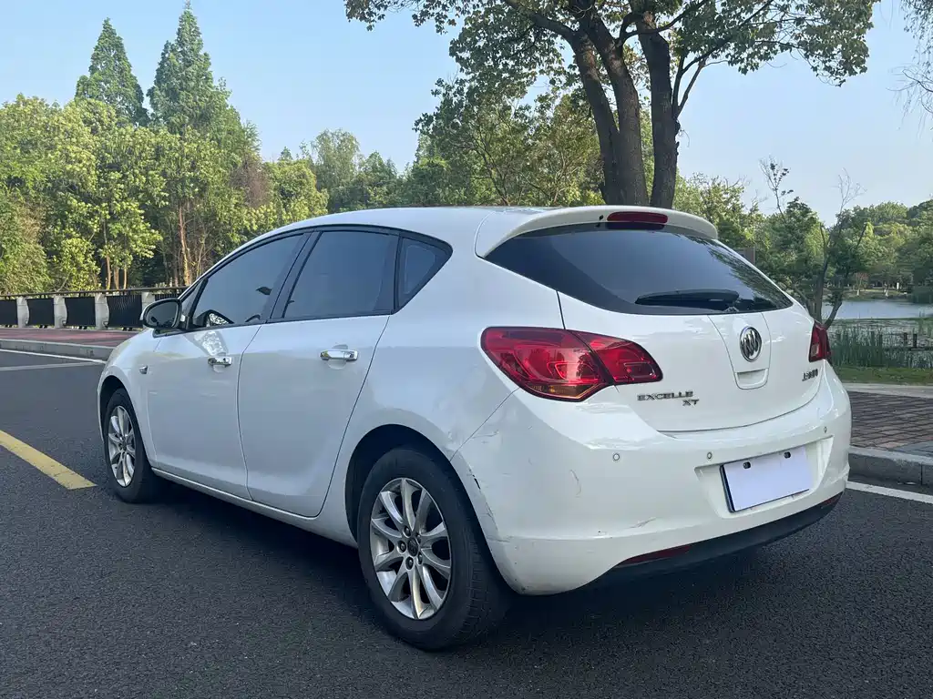Buick Excelle — миниатюра 4