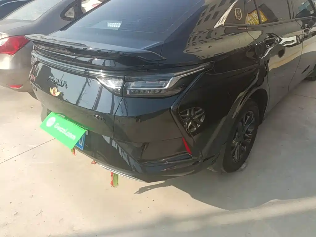Aeolus Yixuan — миниатюра 8