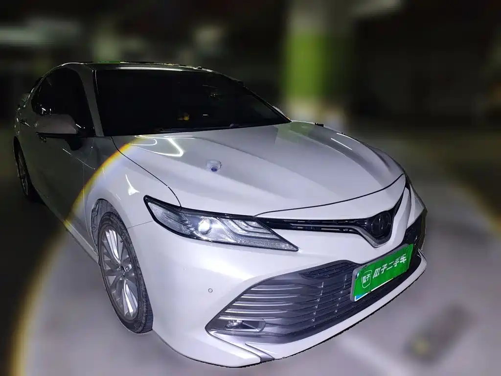 Toyota Camry — миниатюра 24