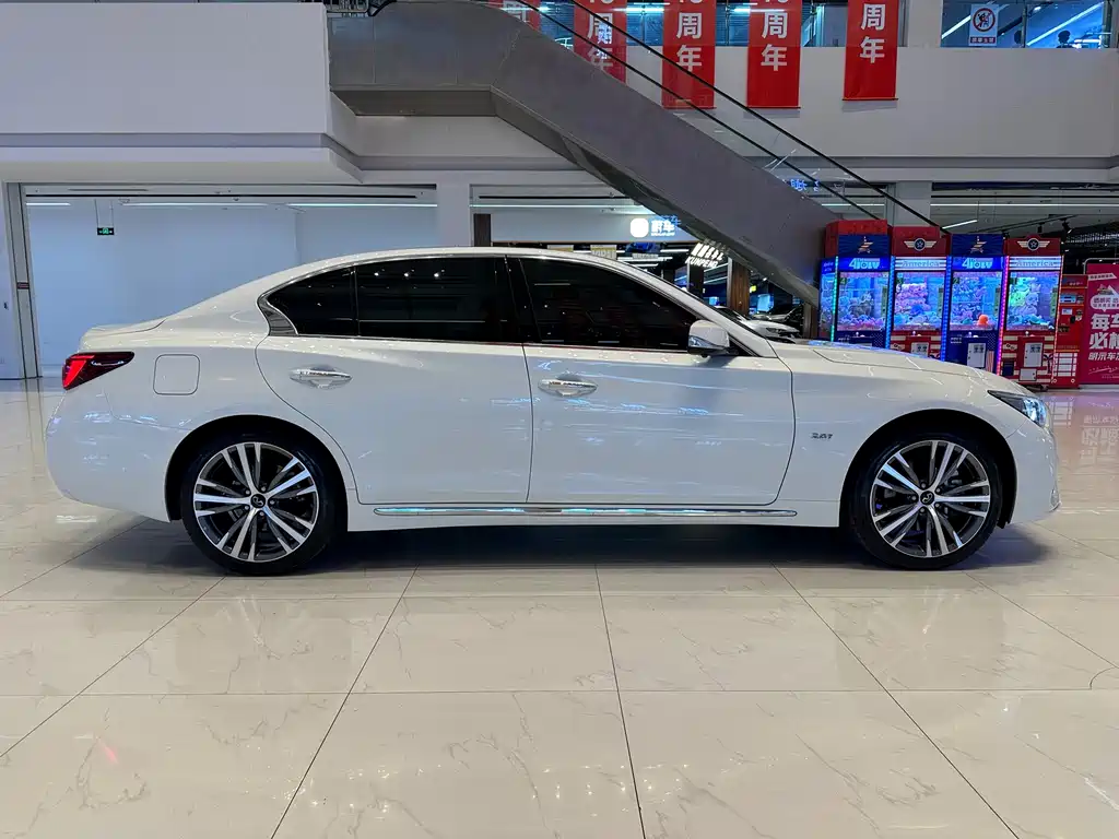 Infiniti Q50L — миниатюра 9
