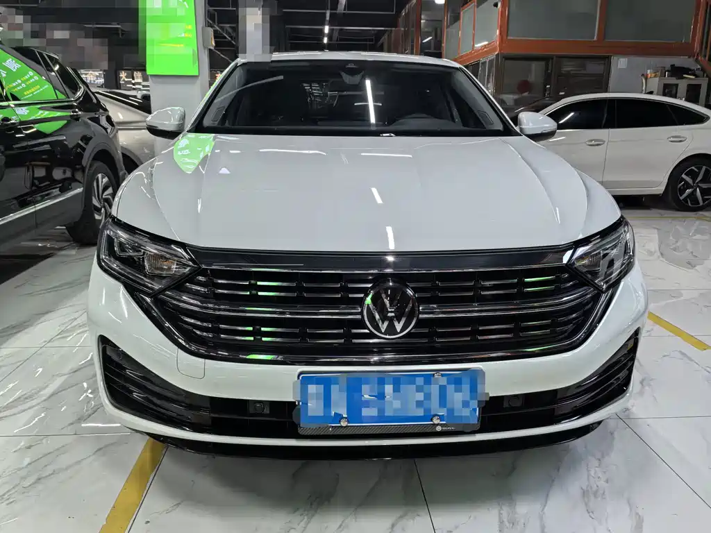 Volkswagen Sagitar — миниатюра 2