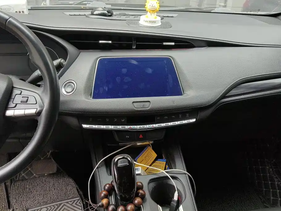 Cadillac XT4 — миниатюра 13