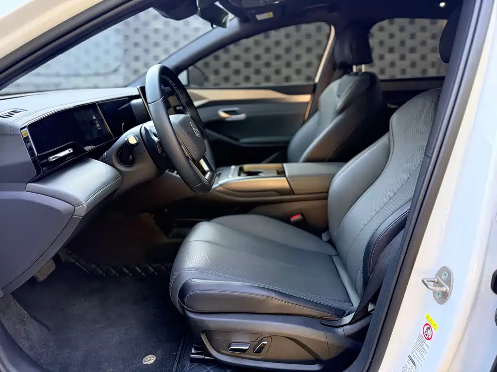 BYD Qin L — миниатюра 8