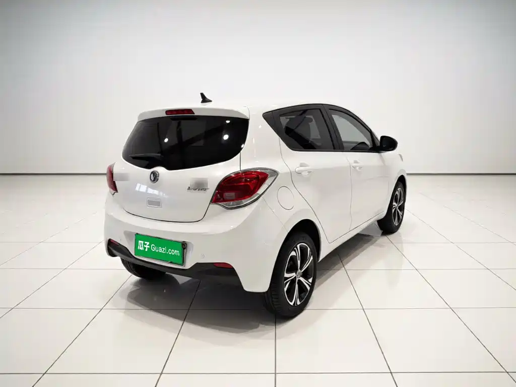Changan Benben E-Star — миниатюра 4