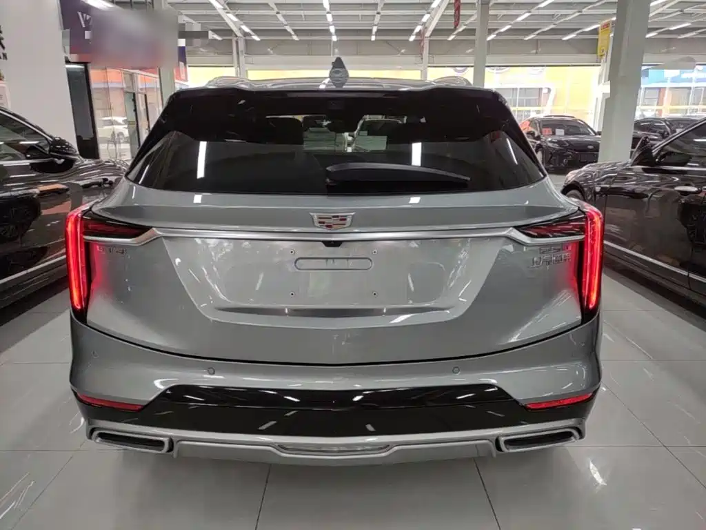 Cadillac GT4 — миниатюра 6