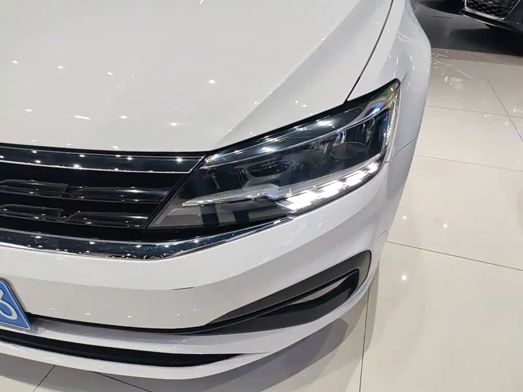 Volkswagen Lamando — миниатюра 24