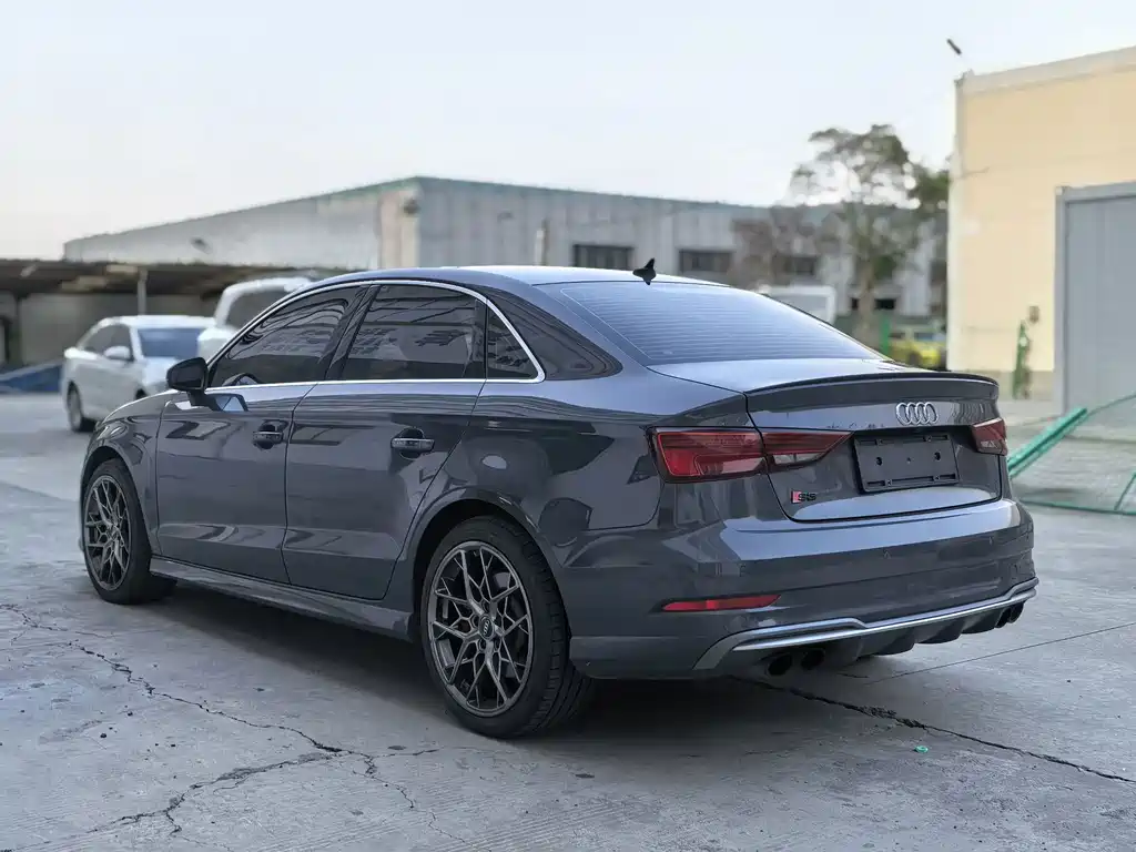 Audi S3 — миниатюра 12