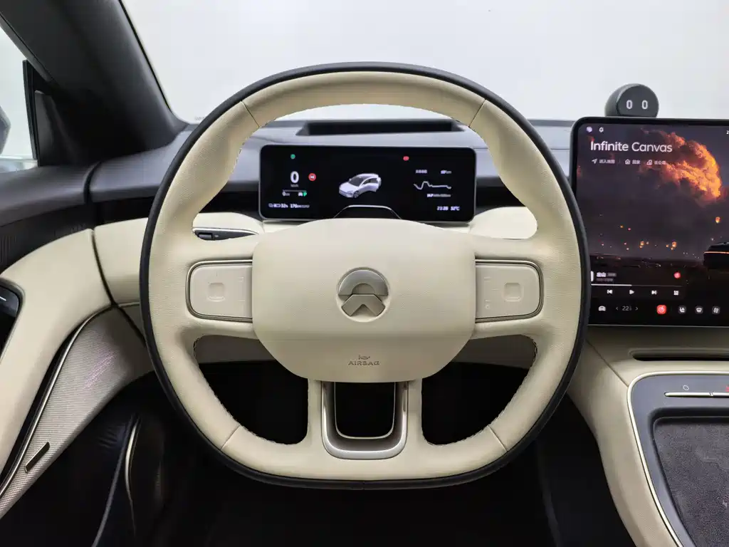 NIO ET5T — миниатюра 5