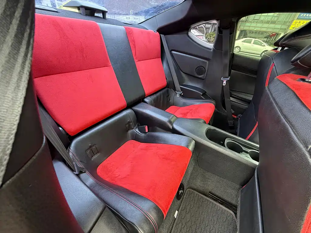 Toyota 86 — миниатюра 16