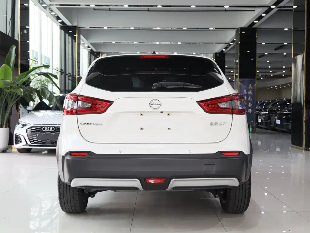 Nissan Qashqai — миниатюра 17