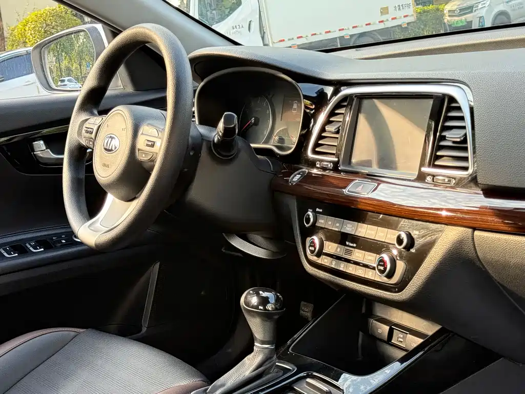 Kia K4 — миниатюра 7