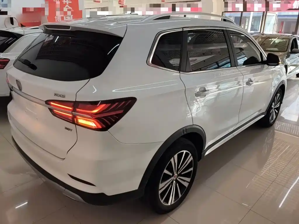Roewe RX5 — миниатюра 7