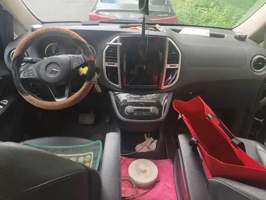 Mercedes-Benz Vito — миниатюра 12