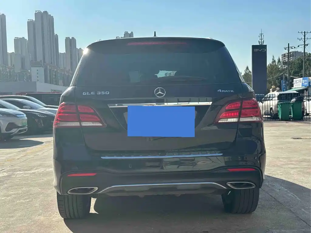 Mercedes-Benz GLE (Import) — миниатюра 9