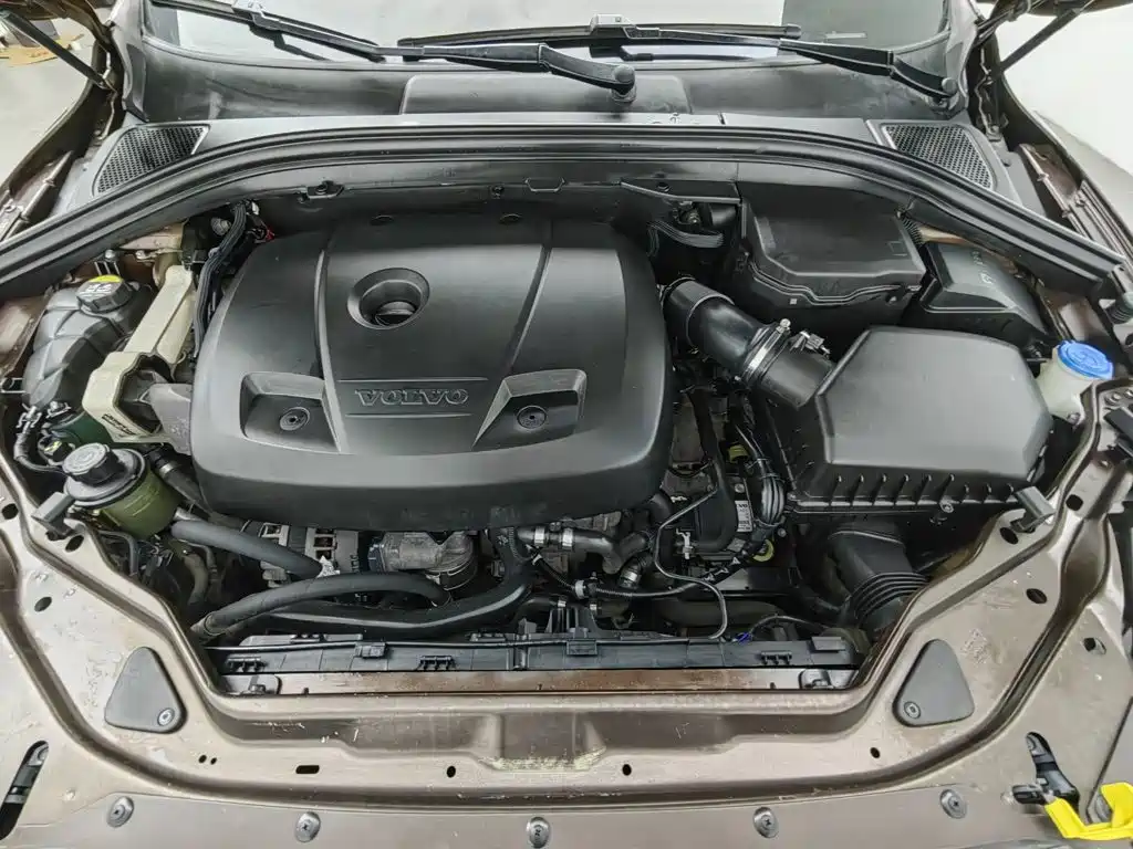 Volvo XC60 — миниатюра 6