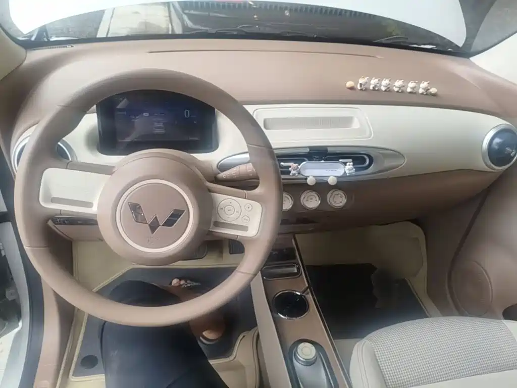 Wuling MINIEV — миниатюра 10