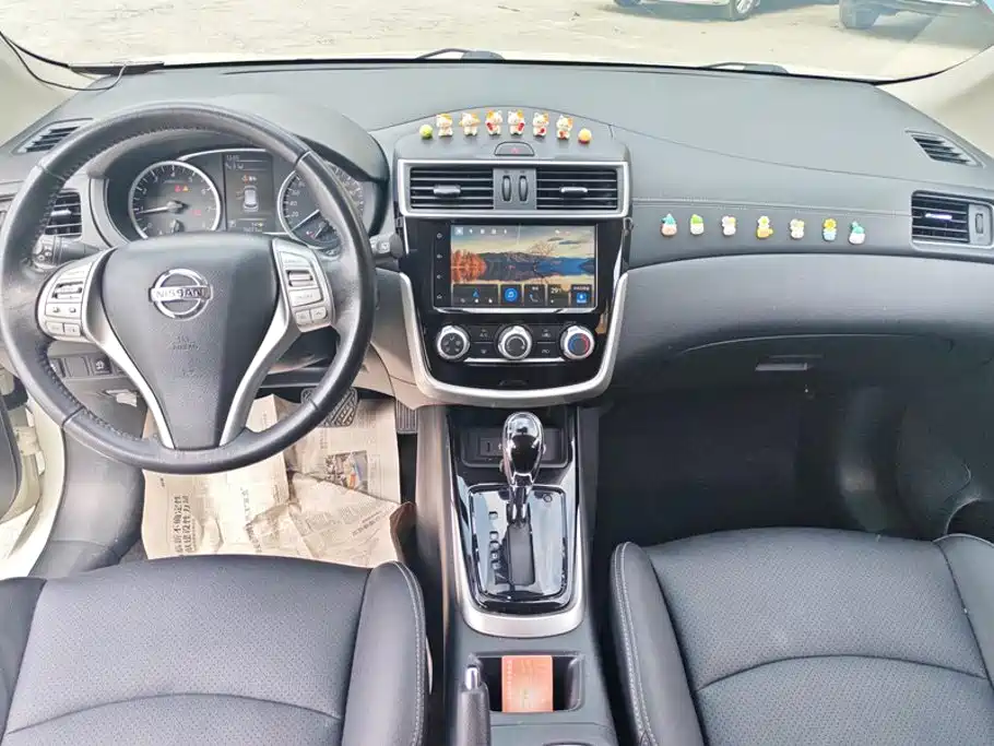 Nissan Tiida — миниатюра 13