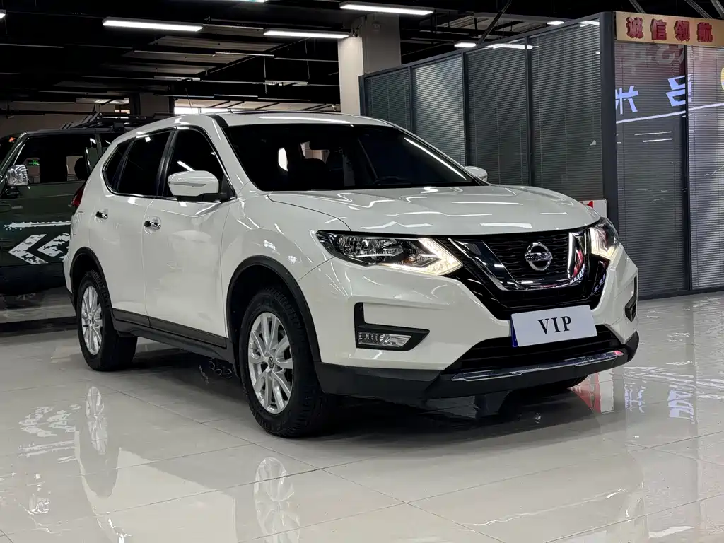 Nissan X-Trail — миниатюра 3