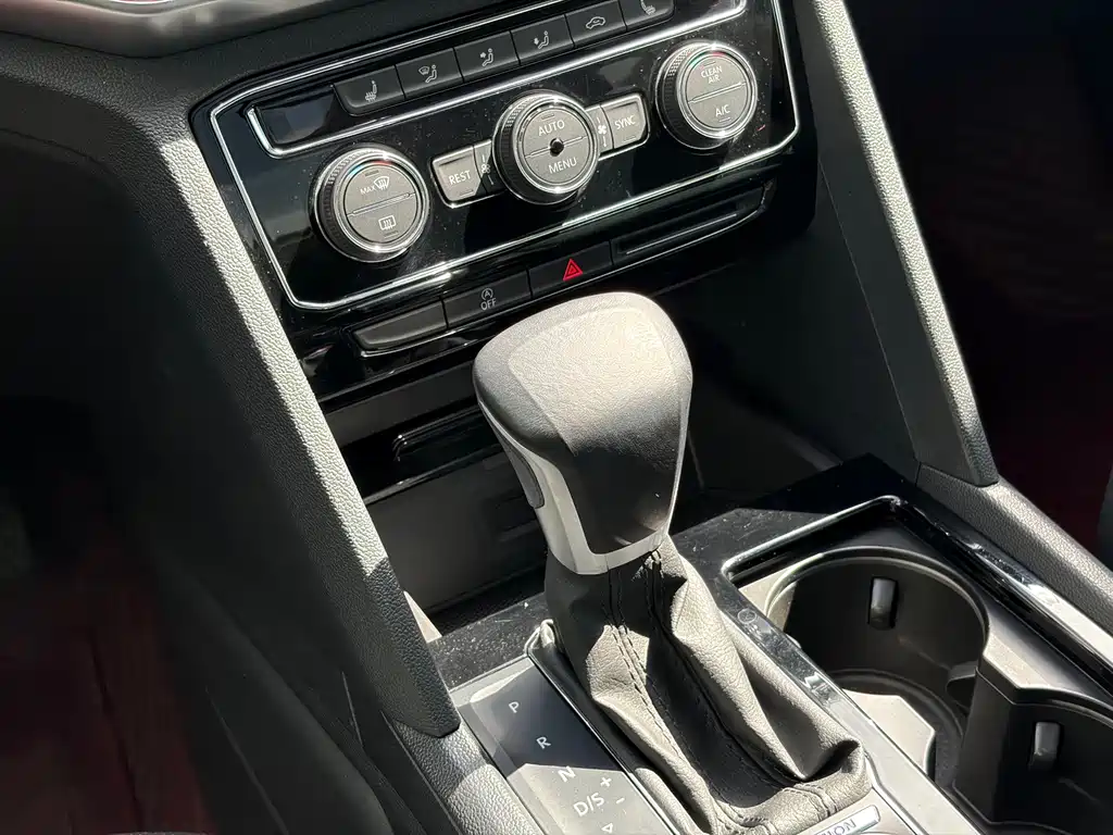 Volkswagen Teramont — миниатюра 24