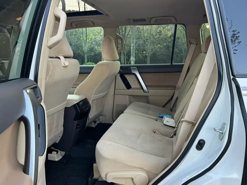 Toyota Land Cruiser Prado 2014 4.0L
