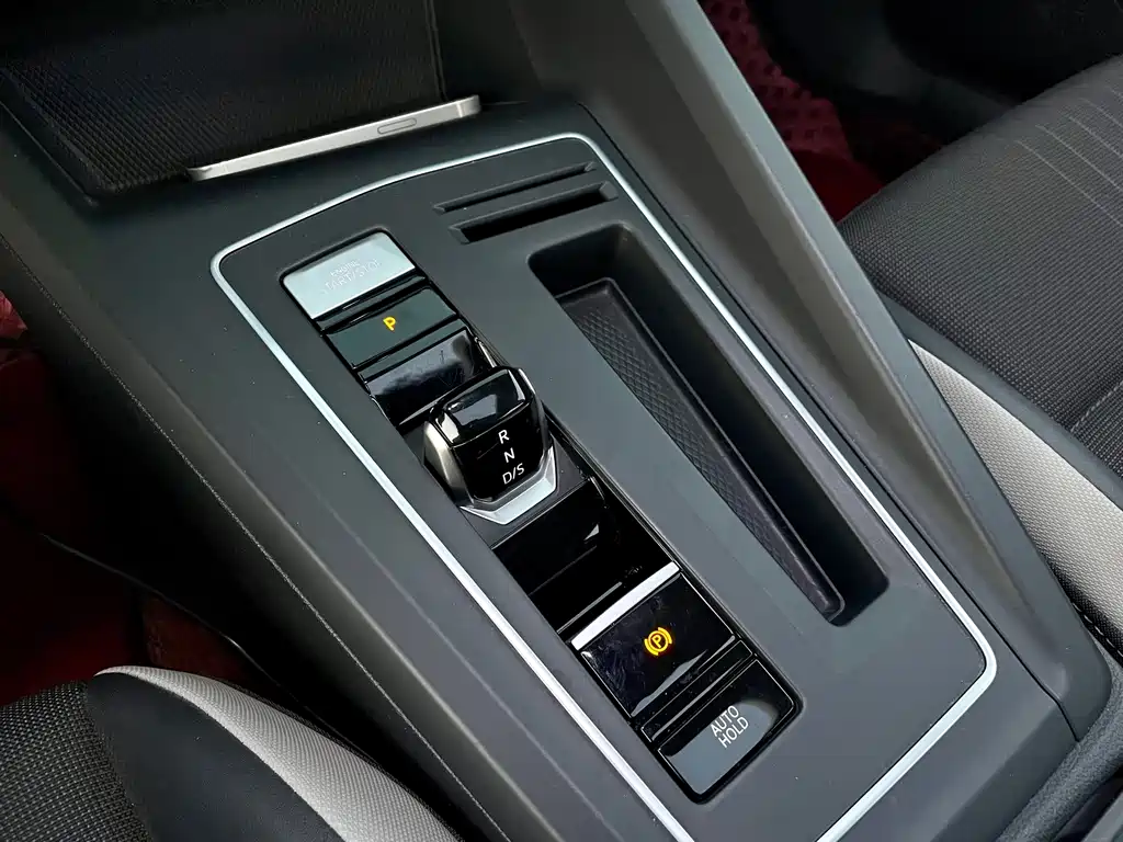 Volkswagen Golf — миниатюра 9