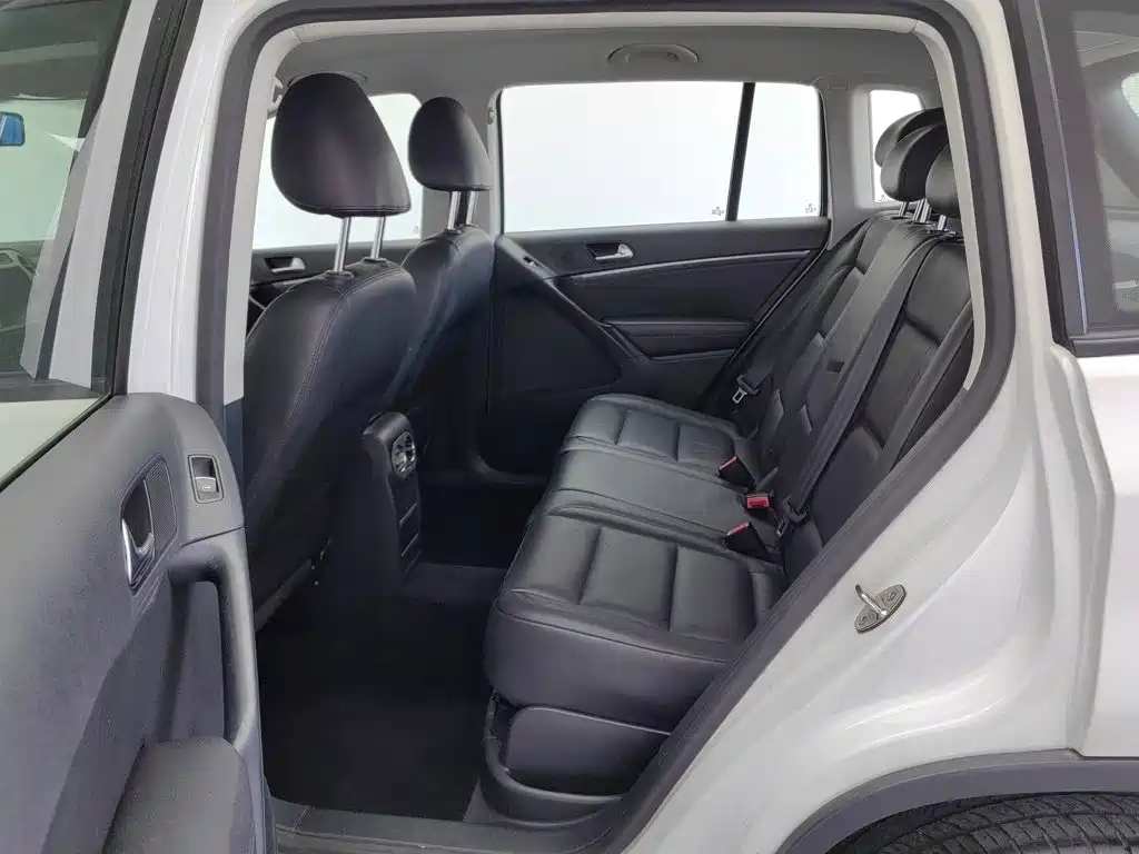 Volkswagen Tiguan — миниатюра 15