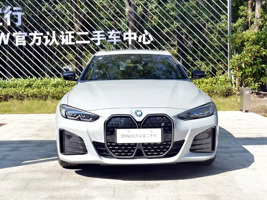 BMW i4 — миниатюра 2