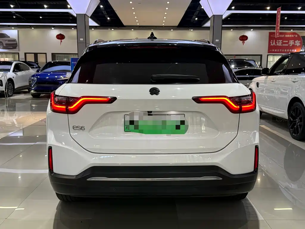 NIO ES6 — миниатюра 8