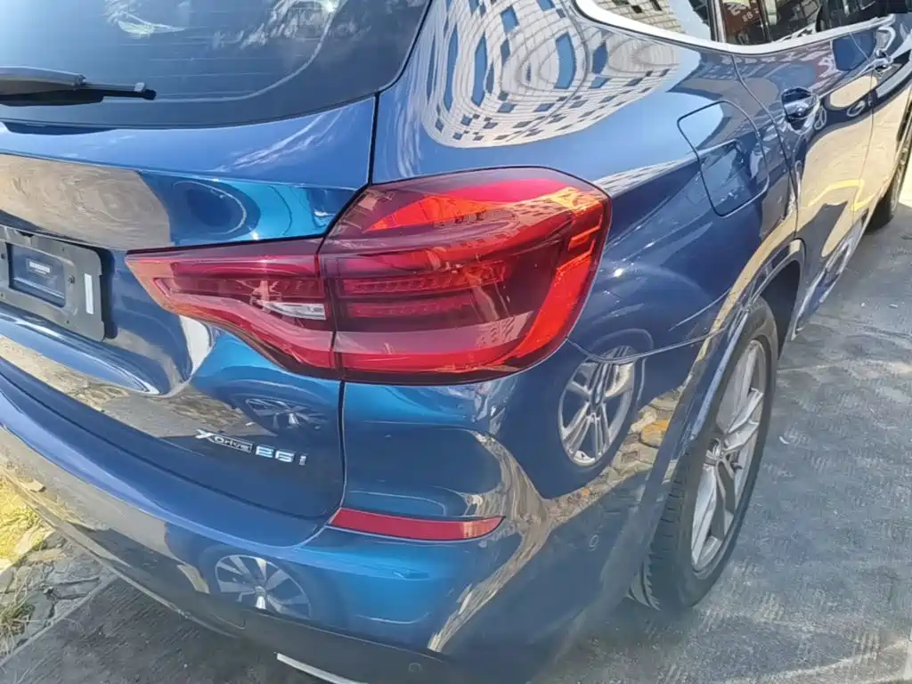 BMW X3 — миниатюра 8