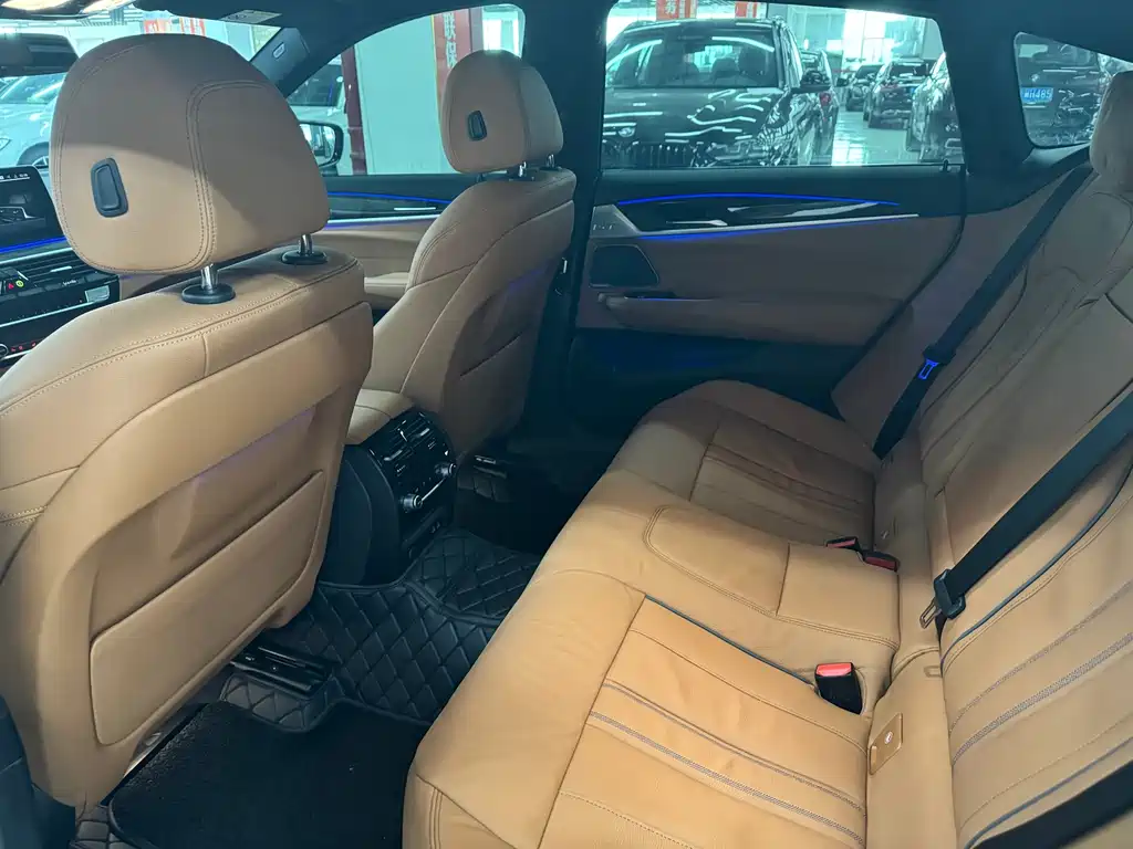 BMW 6 Series GT — миниатюра 5