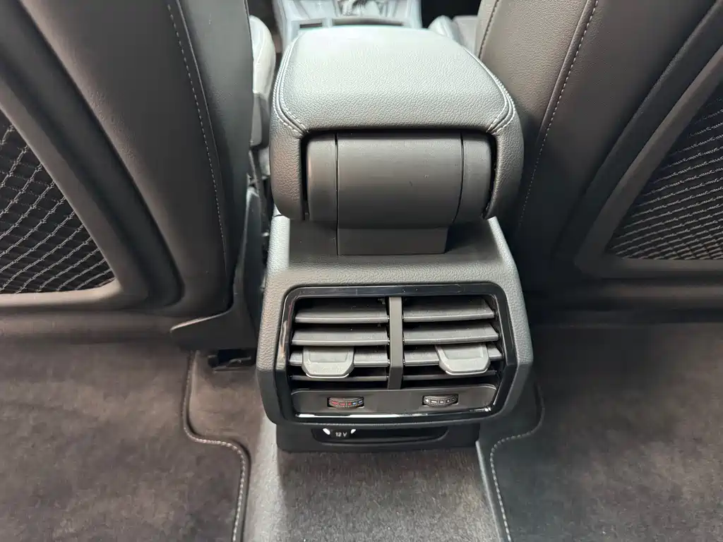 Audi Q3 — миниатюра 13