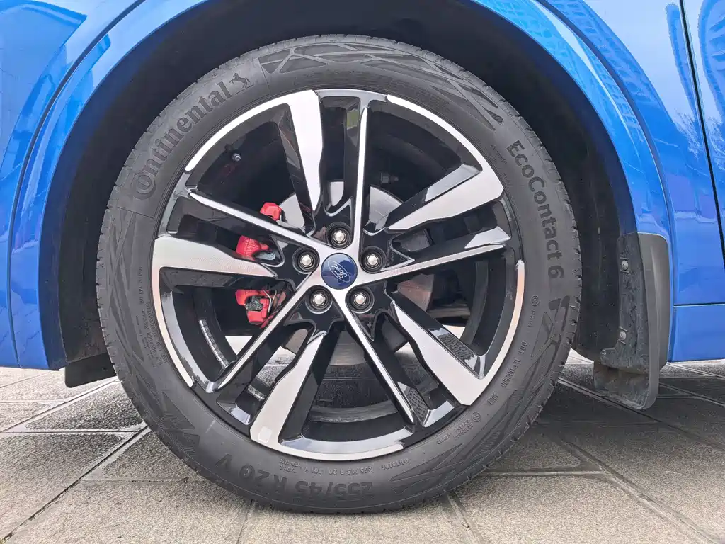 Ford Evos — миниатюра 16