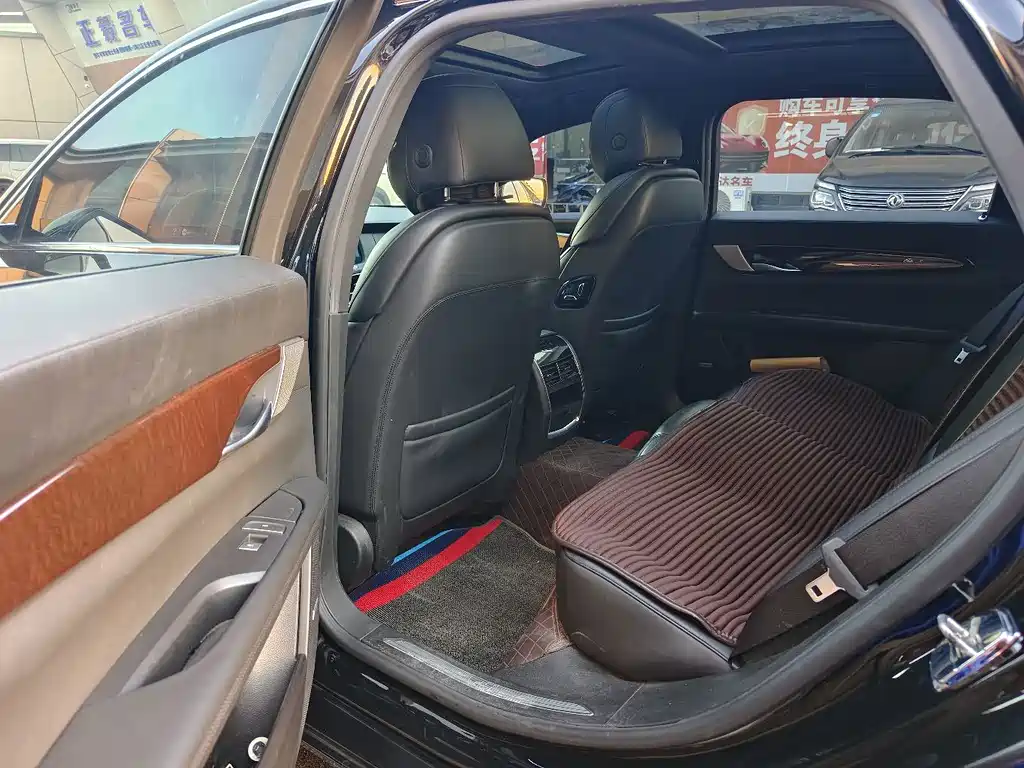 Cadillac CT6 — миниатюра 13
