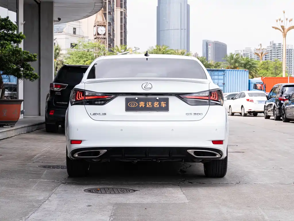 Lexus GS — миниатюра 5
