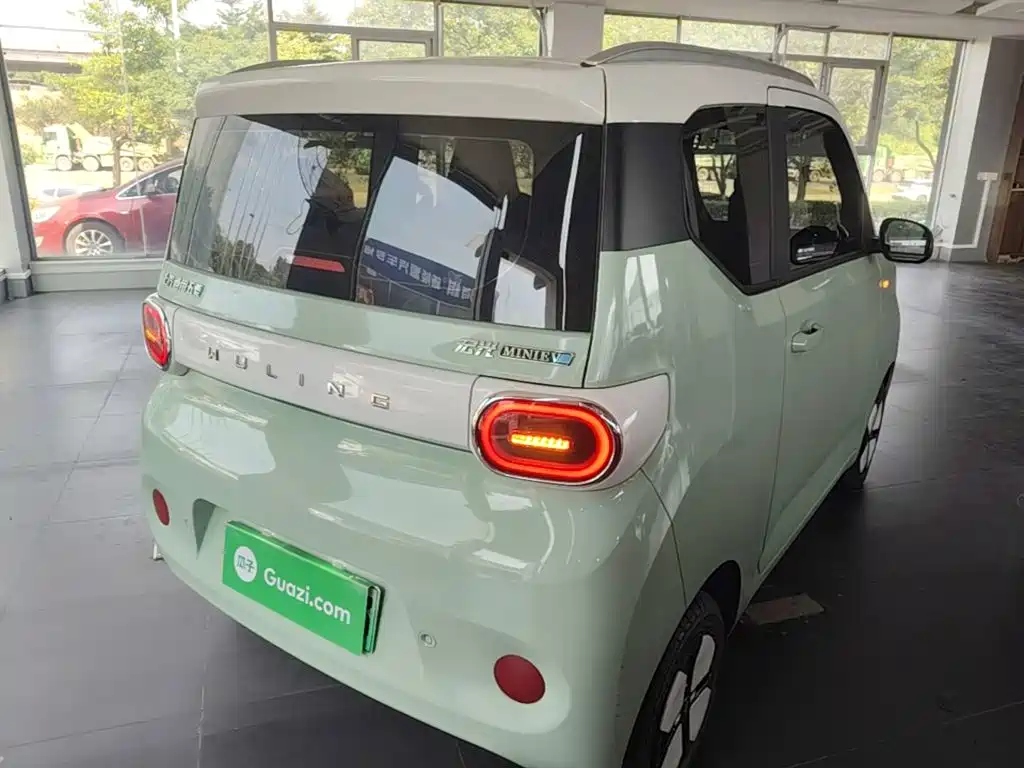 Wuling MINIEV — миниатюра 7