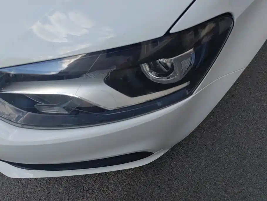 Volkswagen Polo — миниатюра 5