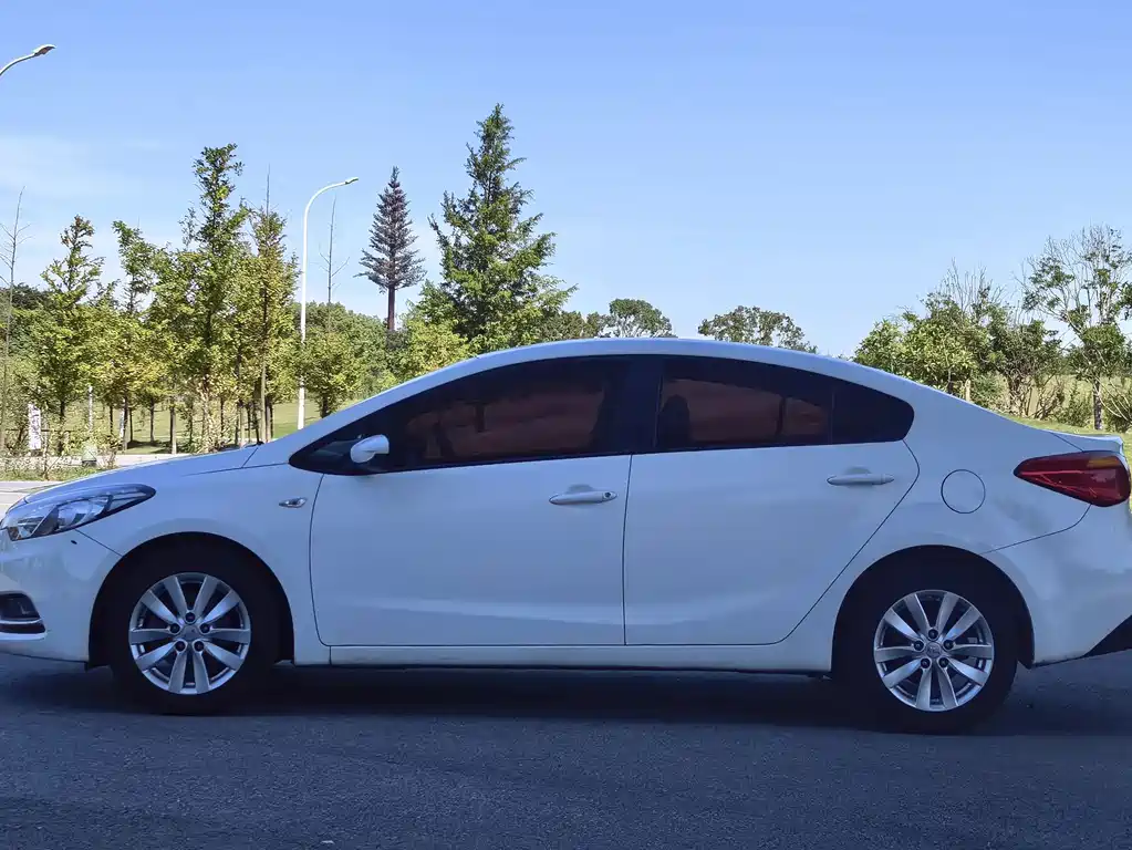 Kia K3 — миниатюра 15