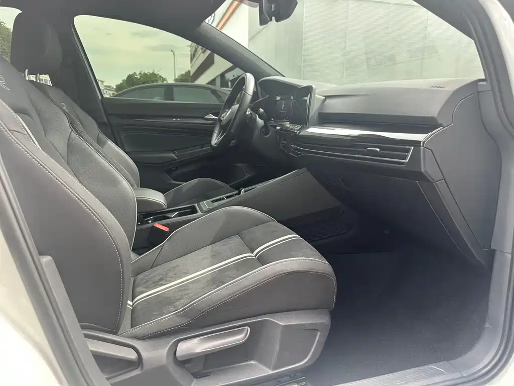 Volkswagen Golf — миниатюра 7