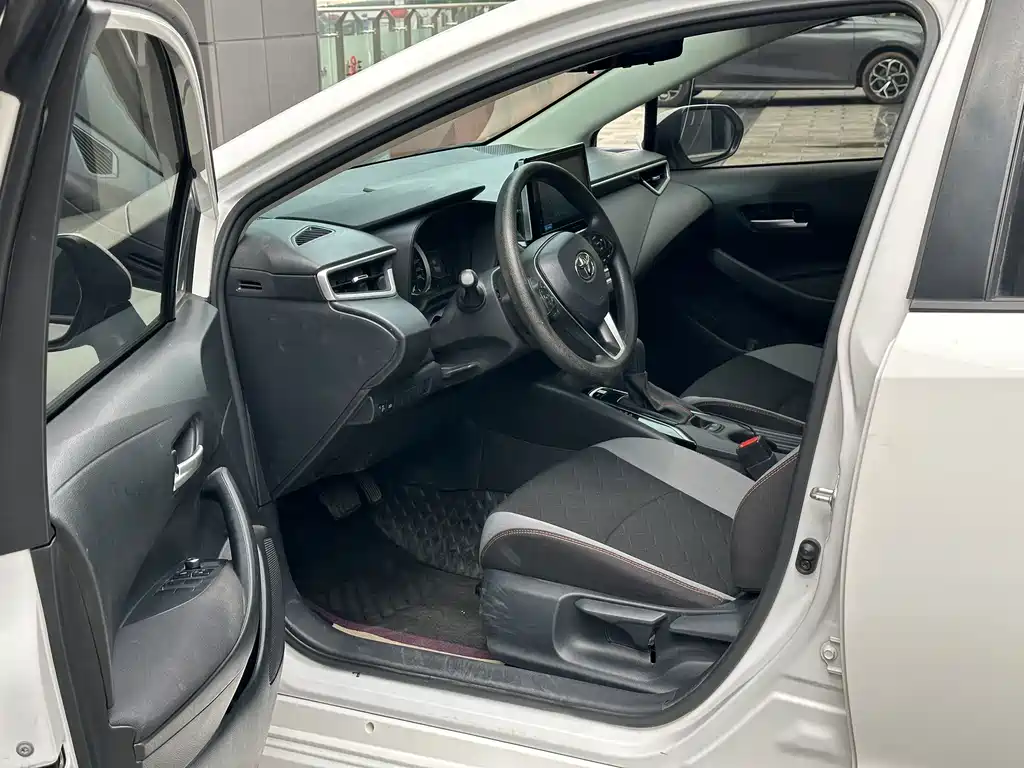 Toyota Corolla — миниатюра 9