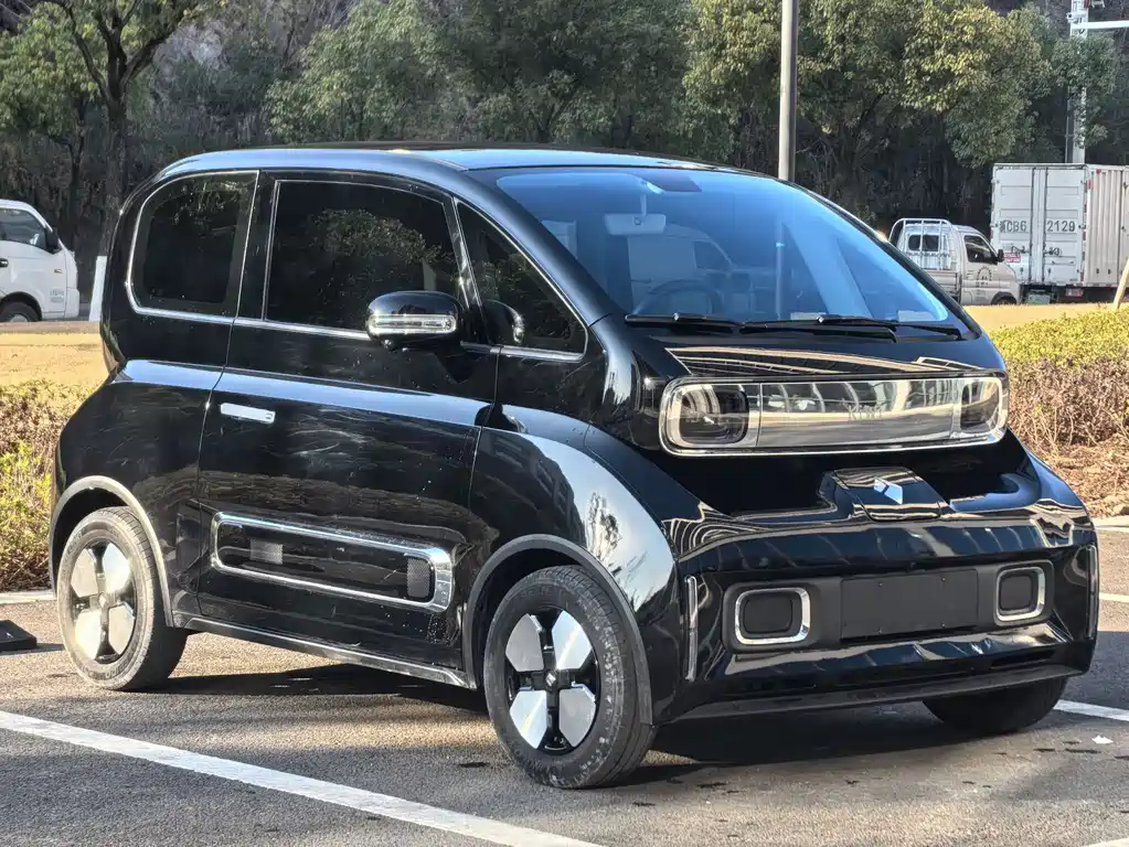 BAOJUN KIWI EV