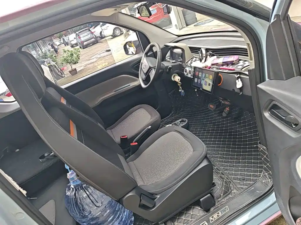 Wuling MINIEV — миниатюра 25